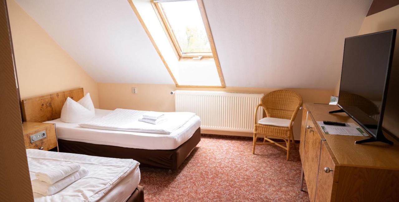 昂克塞酒店 Röpersdorf 外观 照片